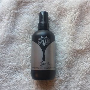 Kat Von D Lock-It Setting Mist